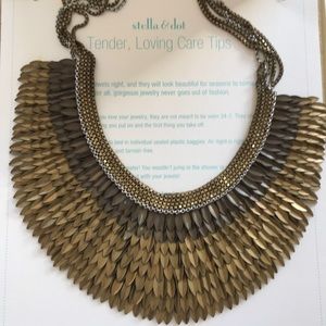 Stella & Dot Pegasus necklace in gold